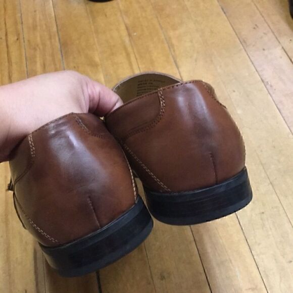 9 KENNETH COLE REACTION brown leather slip ons GUC - Picture 4 of 7